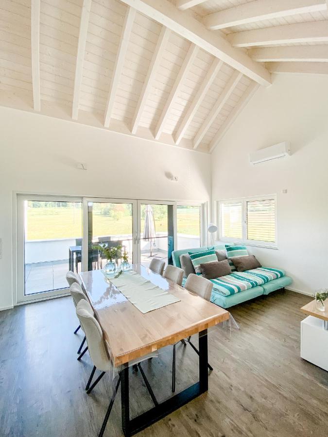 Wunderschoene Helle Wohnung Mit Grosser Dachterrasse Gottmadingen Esterno foto