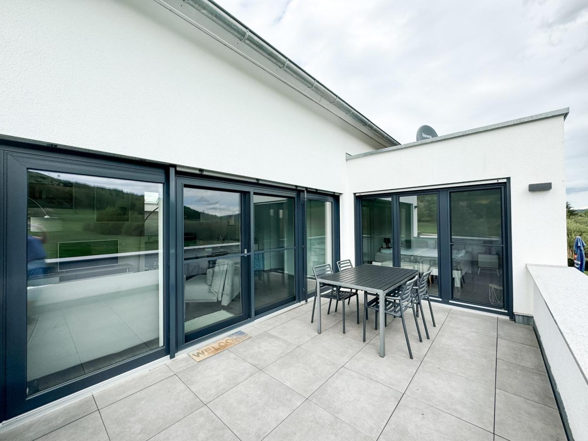 Wunderschoene Helle Wohnung Mit Grosser Dachterrasse Gottmadingen Esterno foto